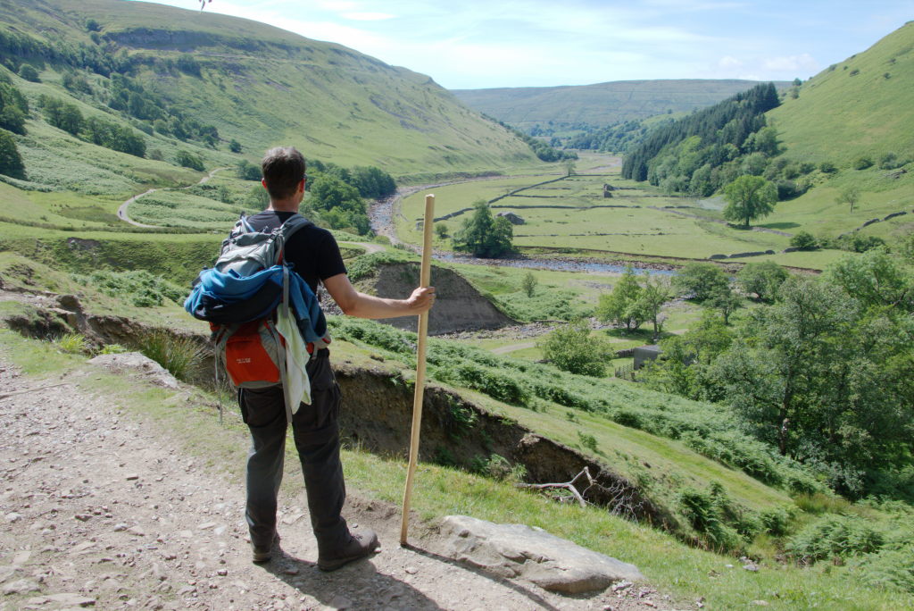 Markus blickt über einen Teil des Swaledale