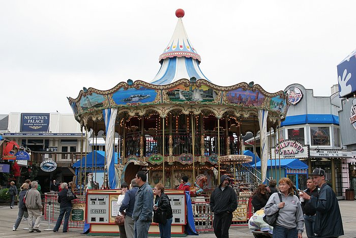 Rummel auf Pier 39